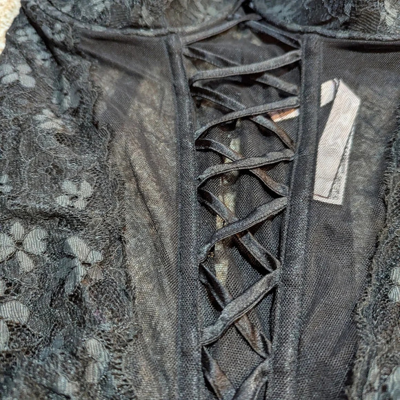 Victoria's Secret Very Sexy Lace Up Corset Bustier Top with Garters Coquette L - Picture 5 of 6